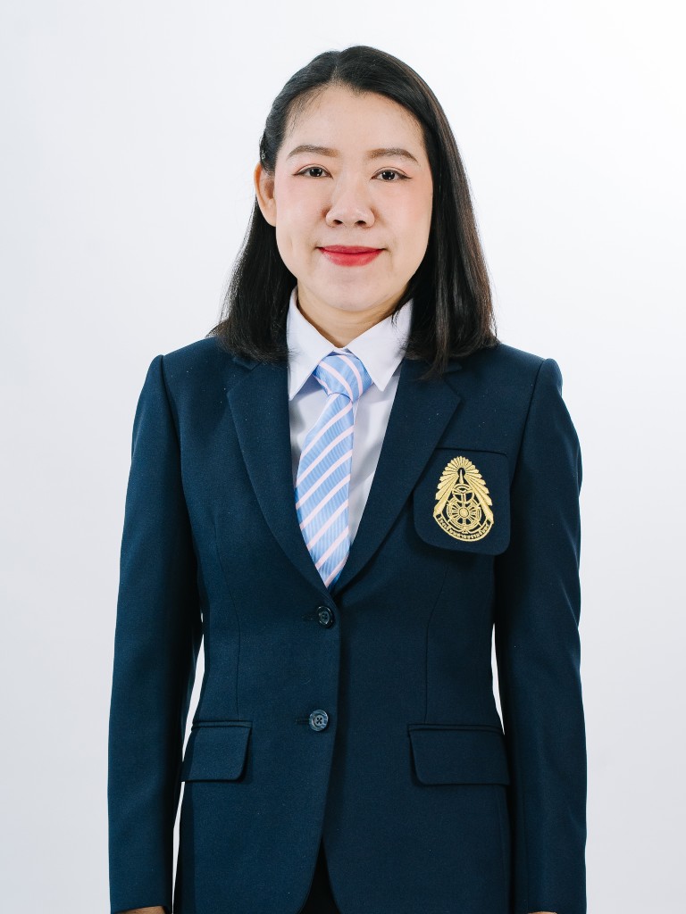 นางสาว ราตรี ภูริปัญโย