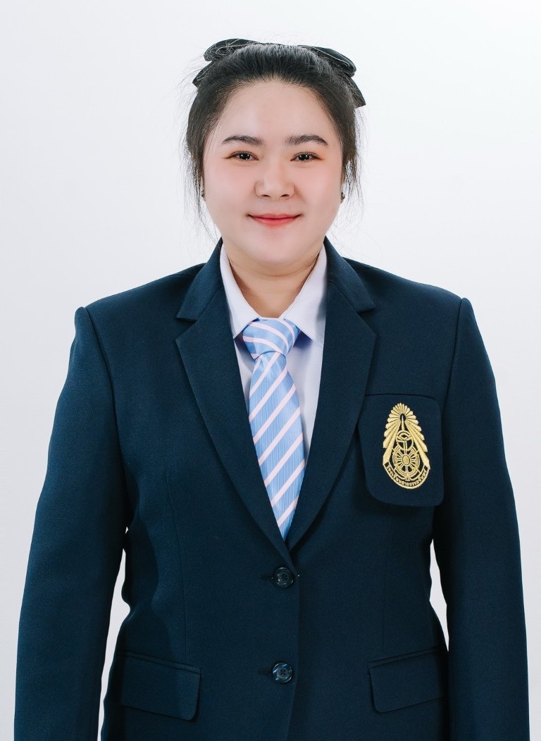 รูปครู นางสาวปวีณา ผาตินาวิน