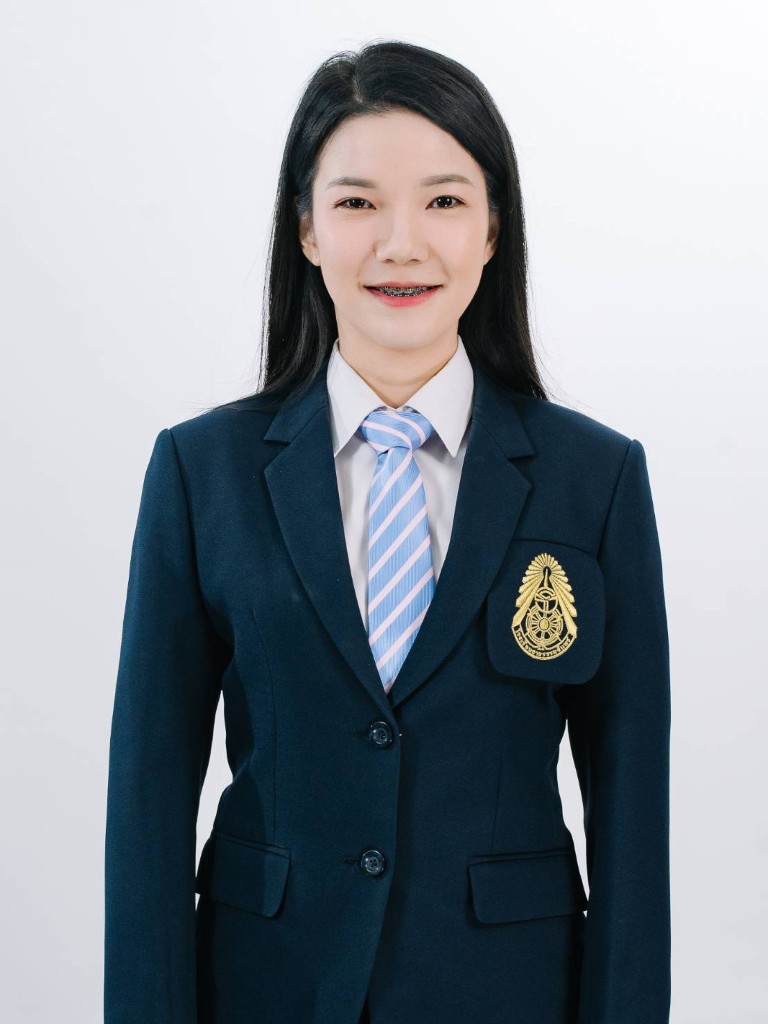 รูปครู นางสาวพิชชาพร เอกดำรงกิจ