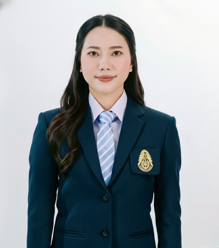 รูปครู นางสาวชลิตา โพธิ์เตียน